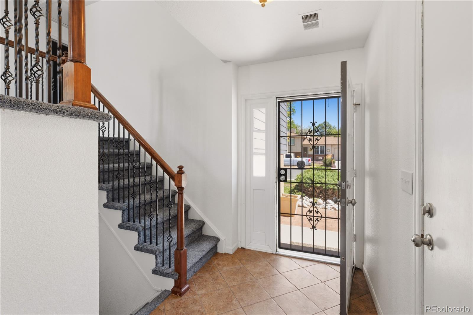 MLS Image #3 for 2503 s crystal street,aurora, Colorado