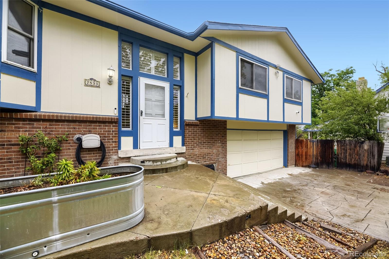MLS Image #2 for 7533 w ottawa place,littleton, Colorado