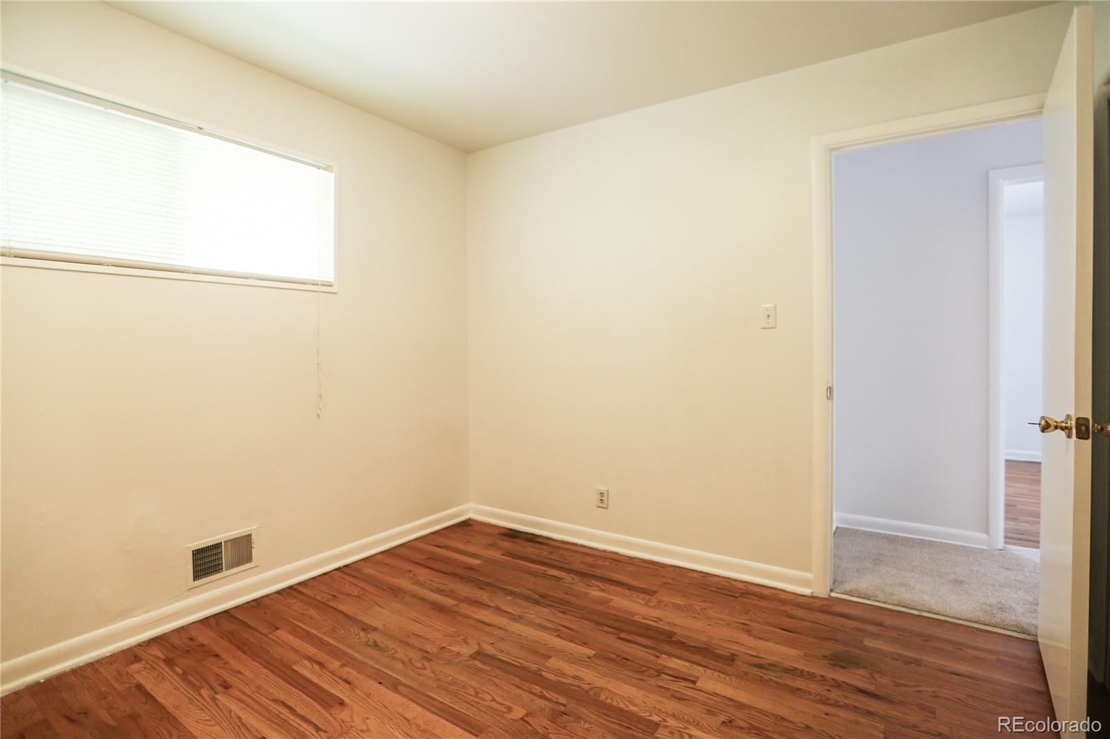 MLS Image #16 for 7493  raritan street,denver, Colorado