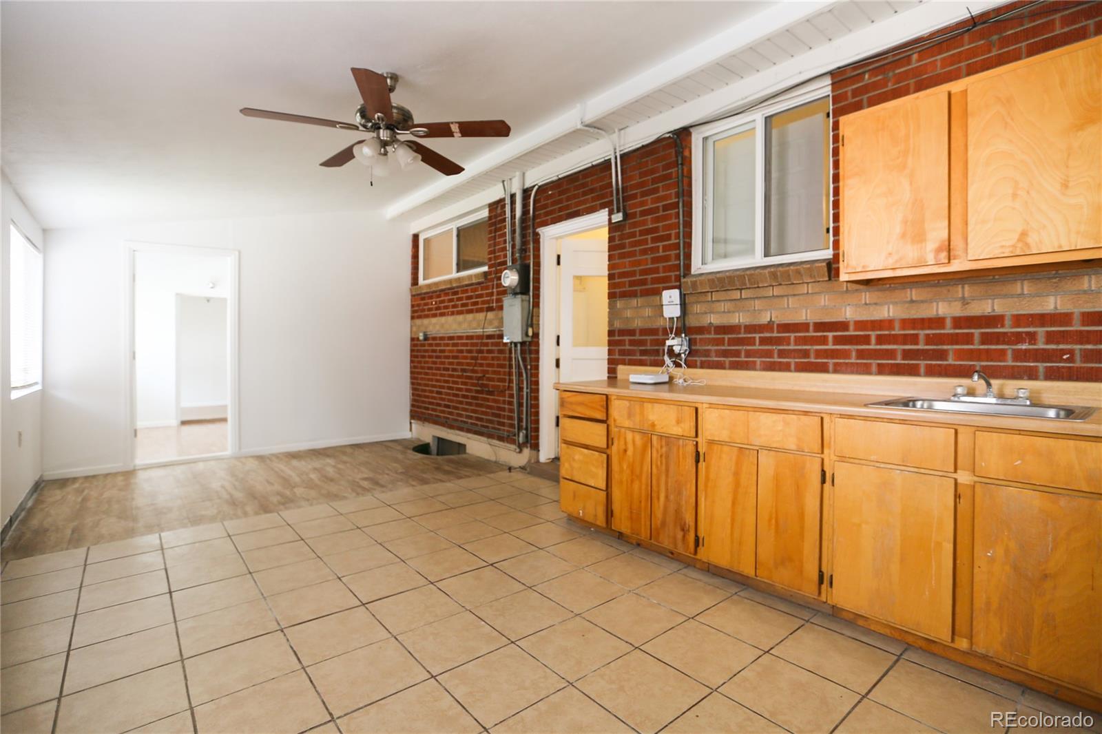 MLS Image #9 for 7493  raritan street,denver, Colorado