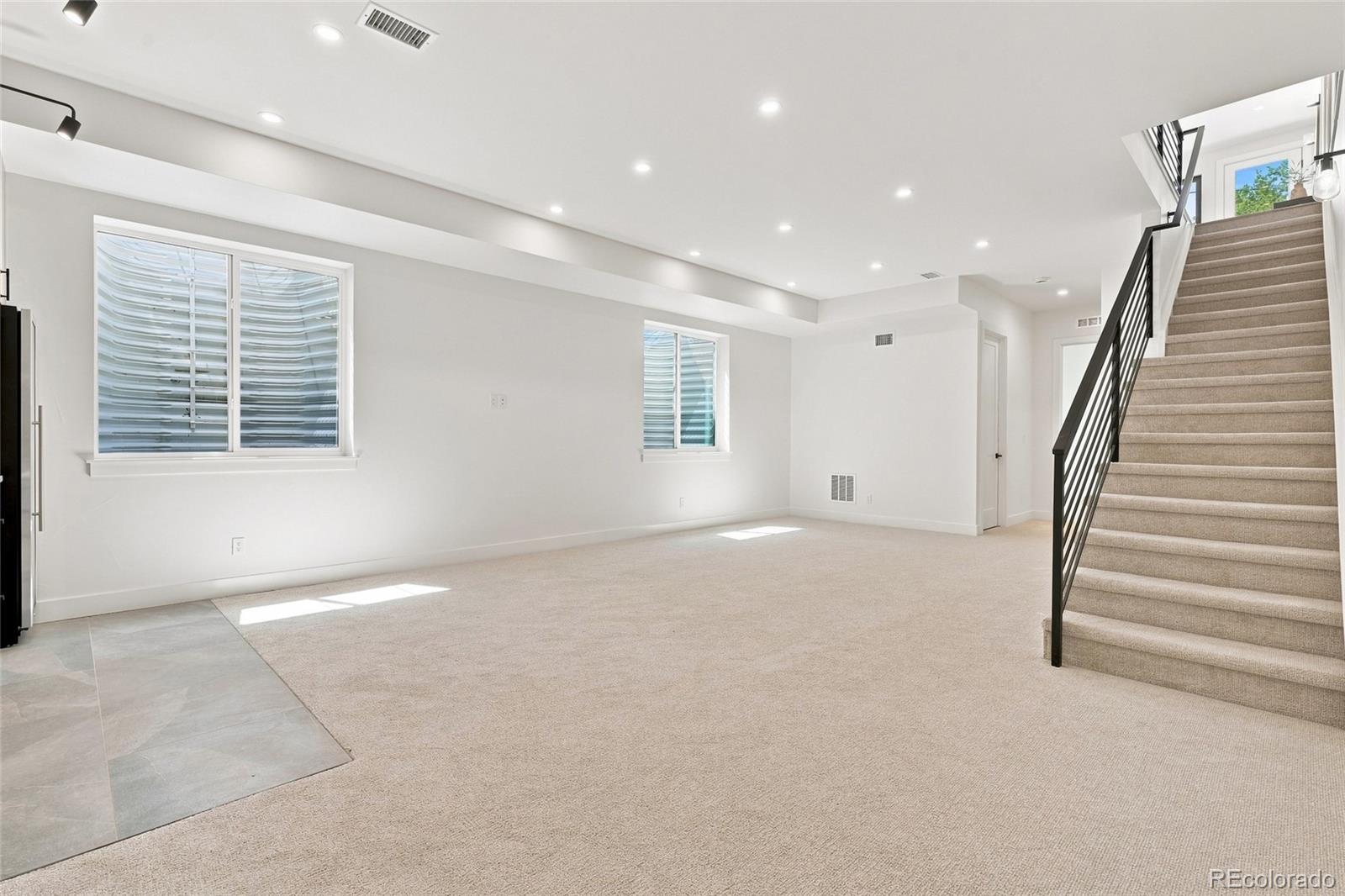MLS Image #39 for 1479 s pennsylvania street,denver, Colorado