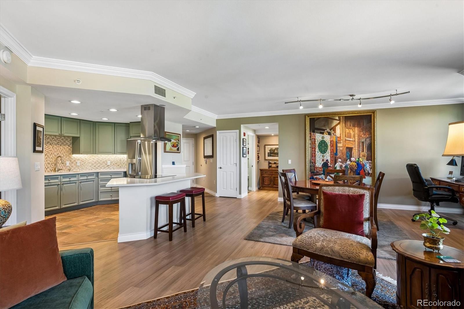 MLS Image #12 for 8100 e union avenue 608,denver, Colorado