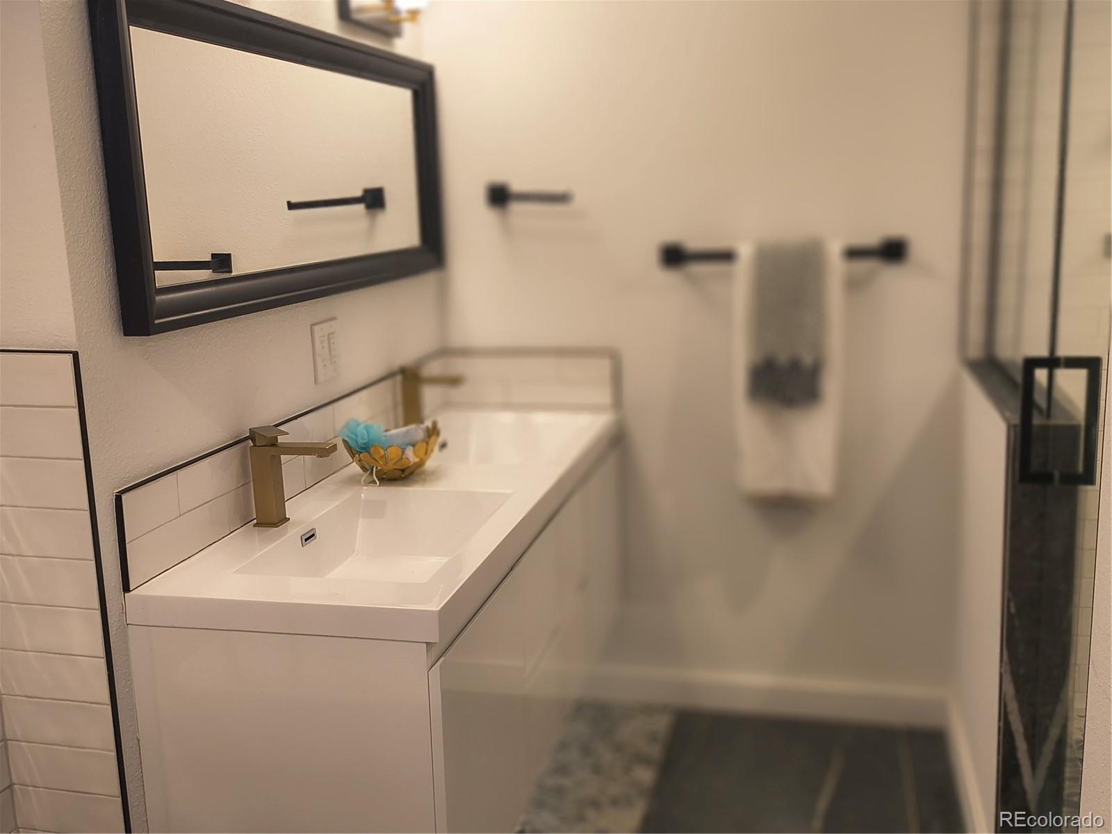 MLS Image #29 for 2872  dahlia street,denver, Colorado