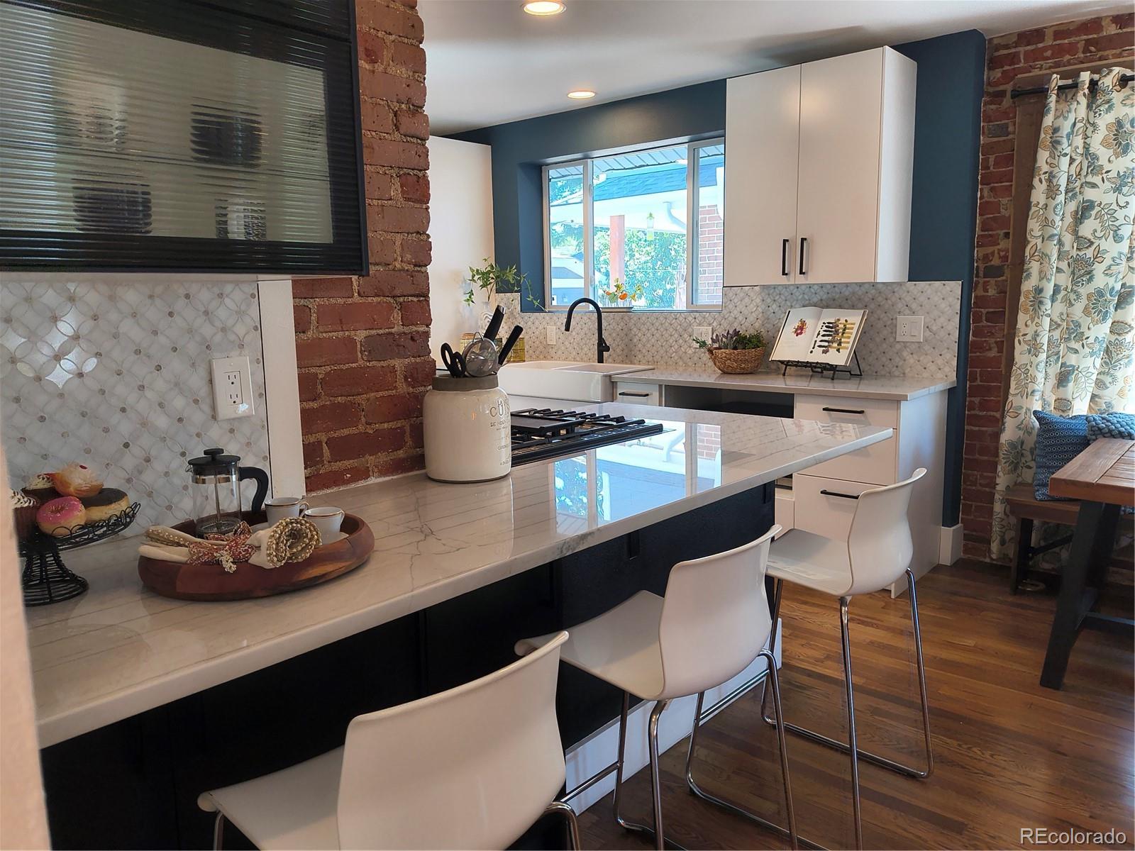 MLS Image #3 for 2872  dahlia street,denver, Colorado