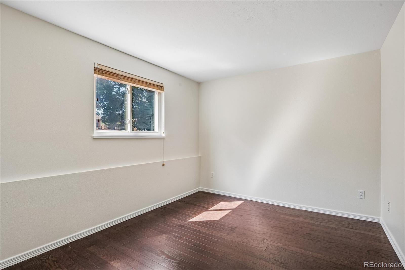 MLS Image #14 for 3924 s wabash street,denver, Colorado