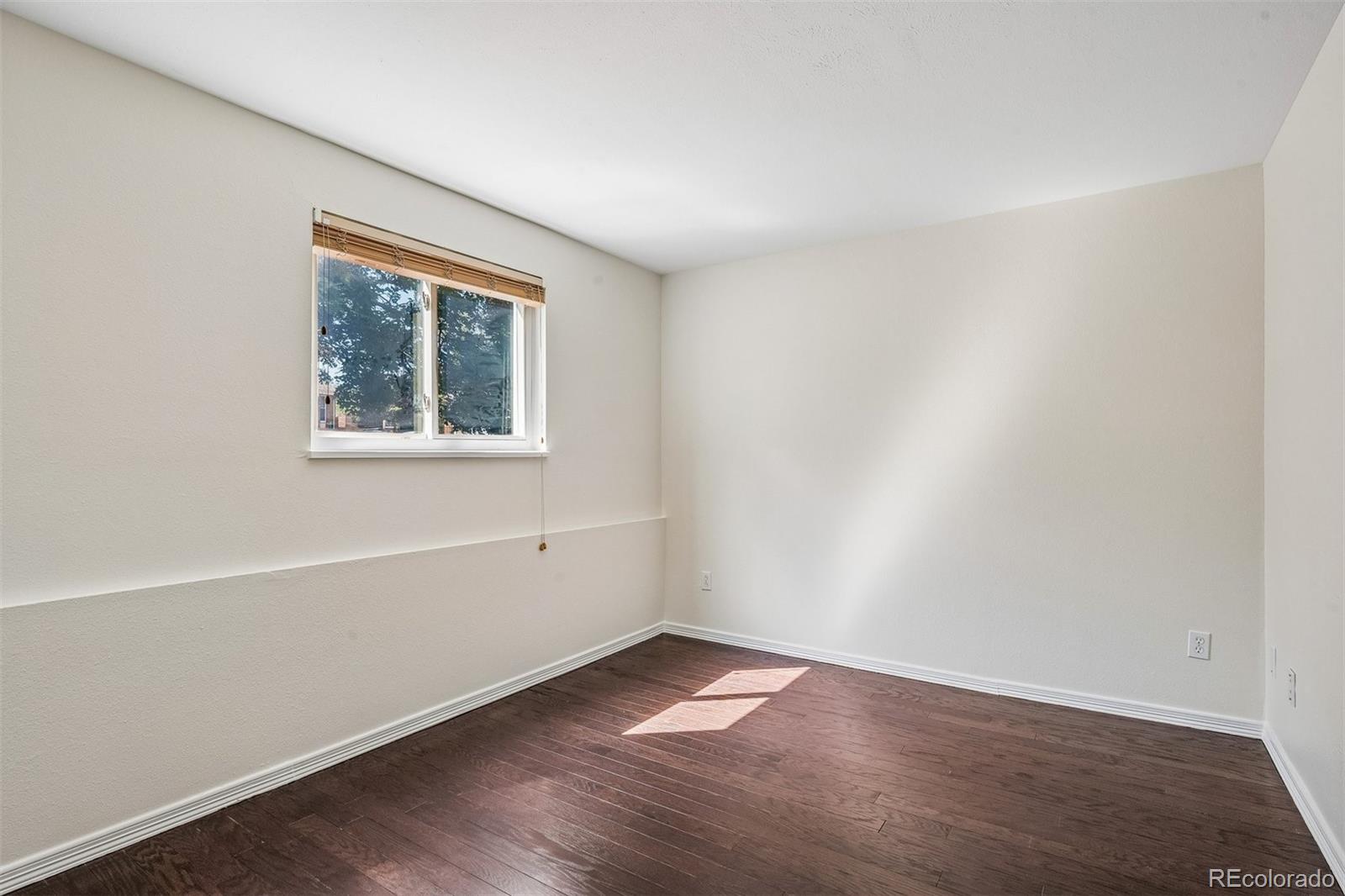 MLS Image #16 for 3924 s wabash street,denver, Colorado
