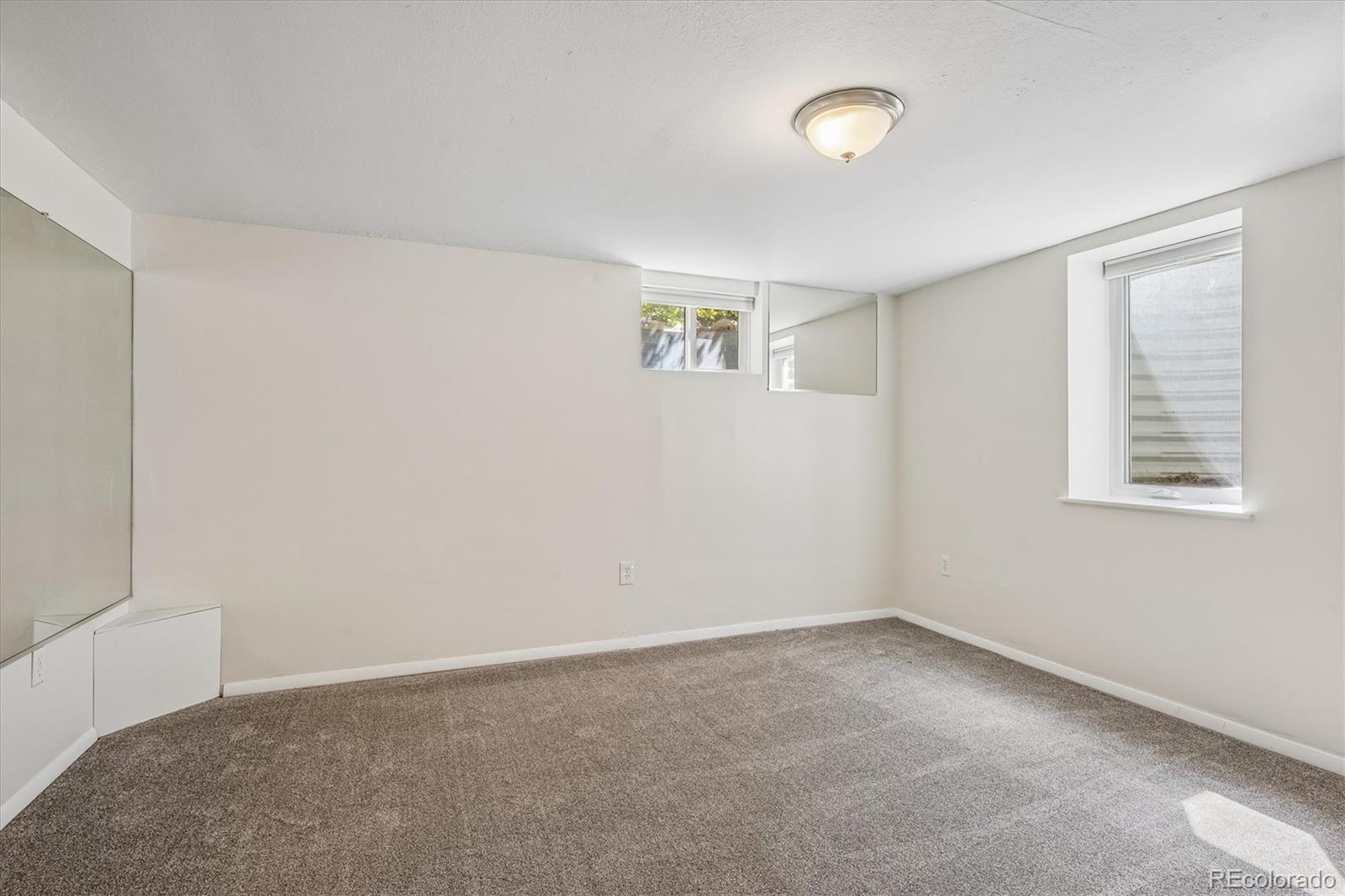MLS Image #26 for 3924 s wabash street,denver, Colorado