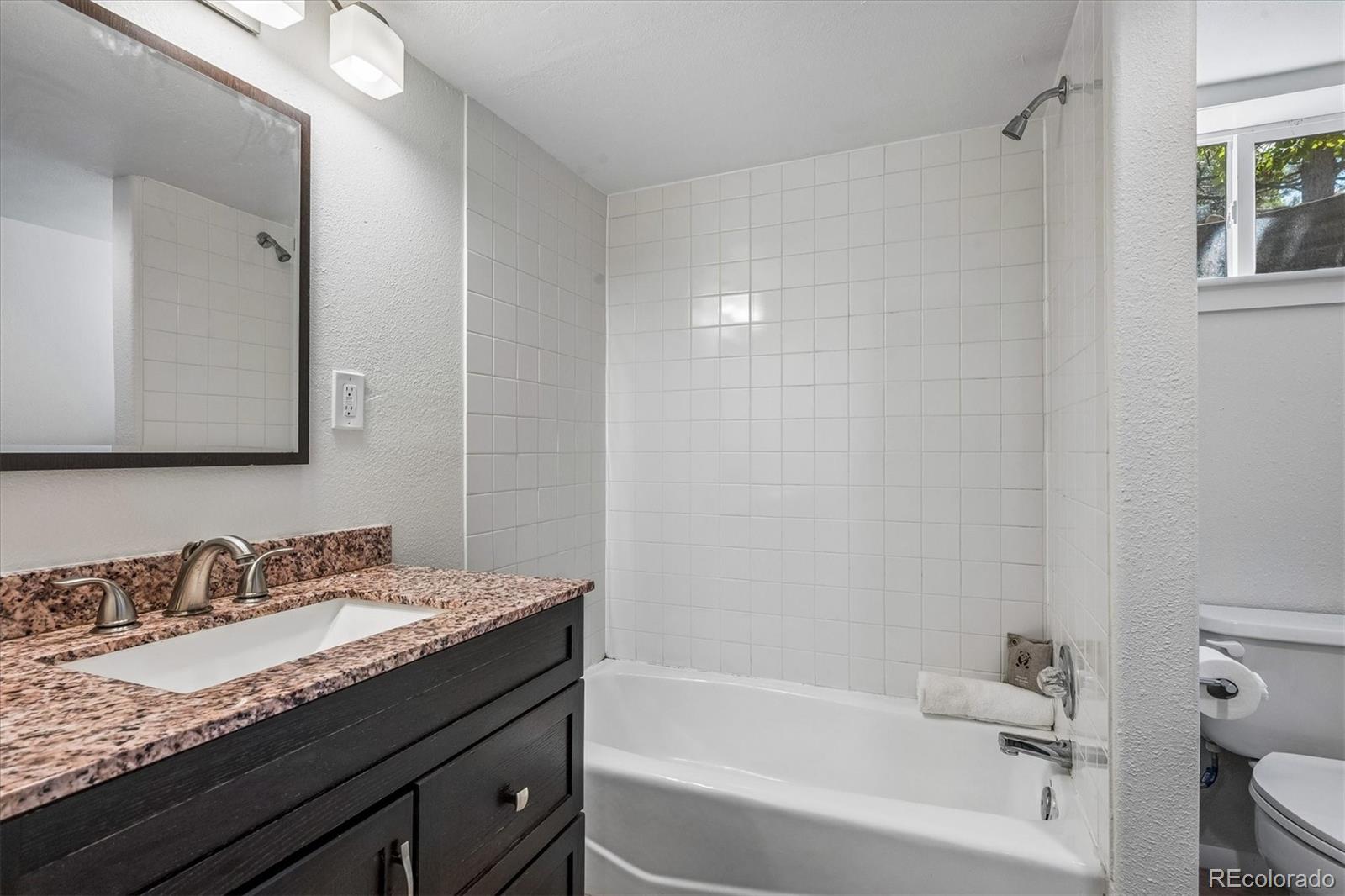MLS Image #28 for 3924 s wabash street,denver, Colorado