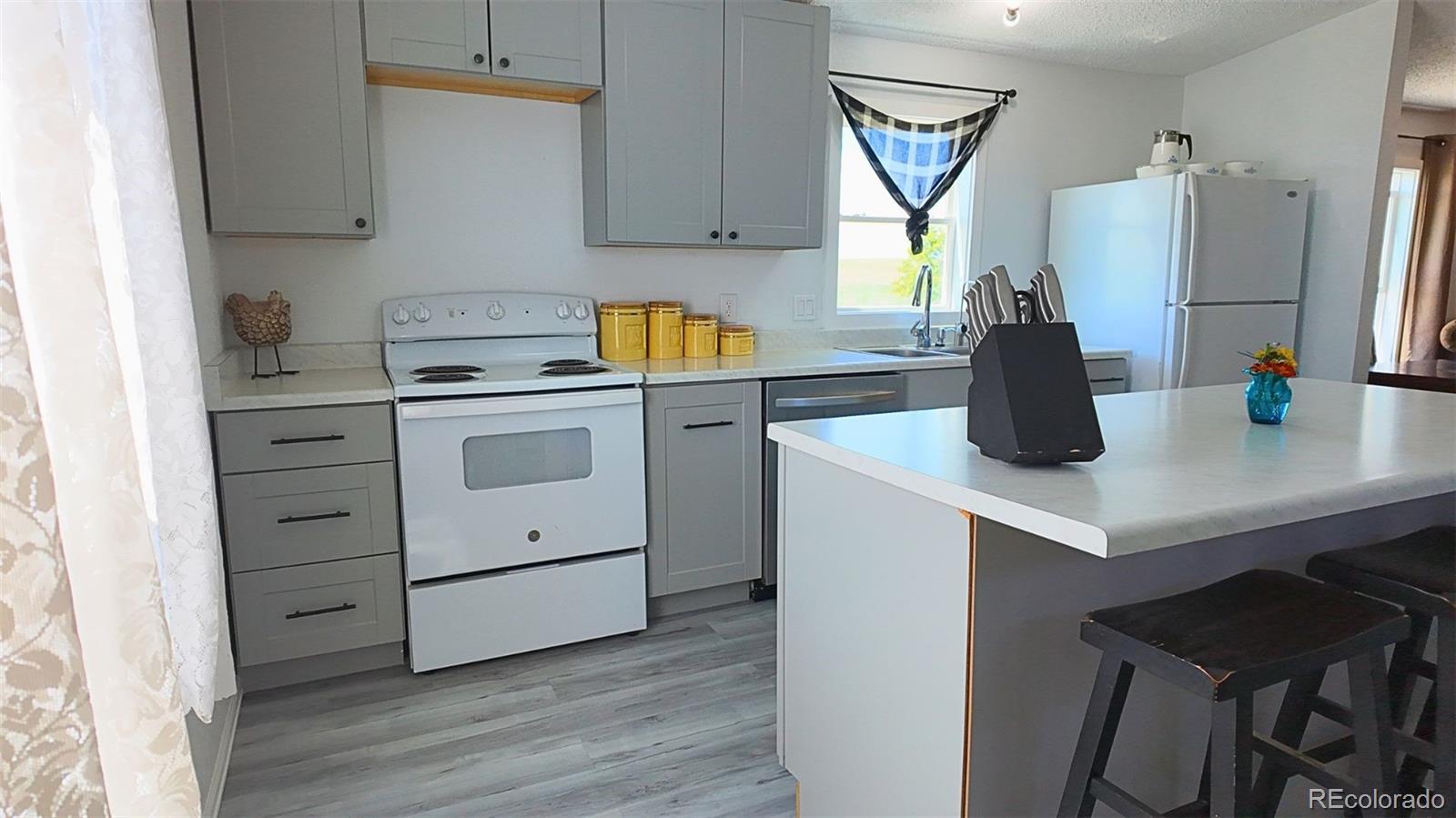 MLS Image #4 for 39030  alta vista road,ramah, Colorado