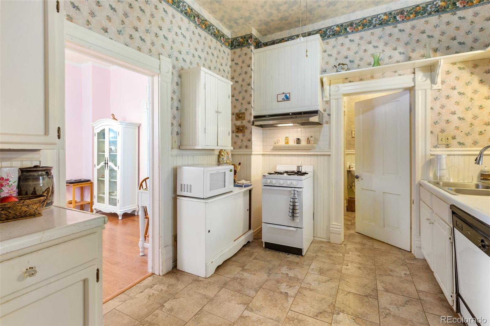 MLS Image #15 for 209 n 4th street,cripple creek, Colorado