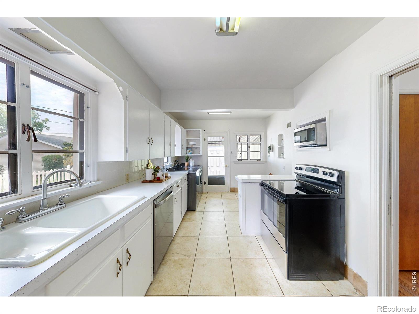 MLS Image #11 for 10  park avenue,eaton, Colorado