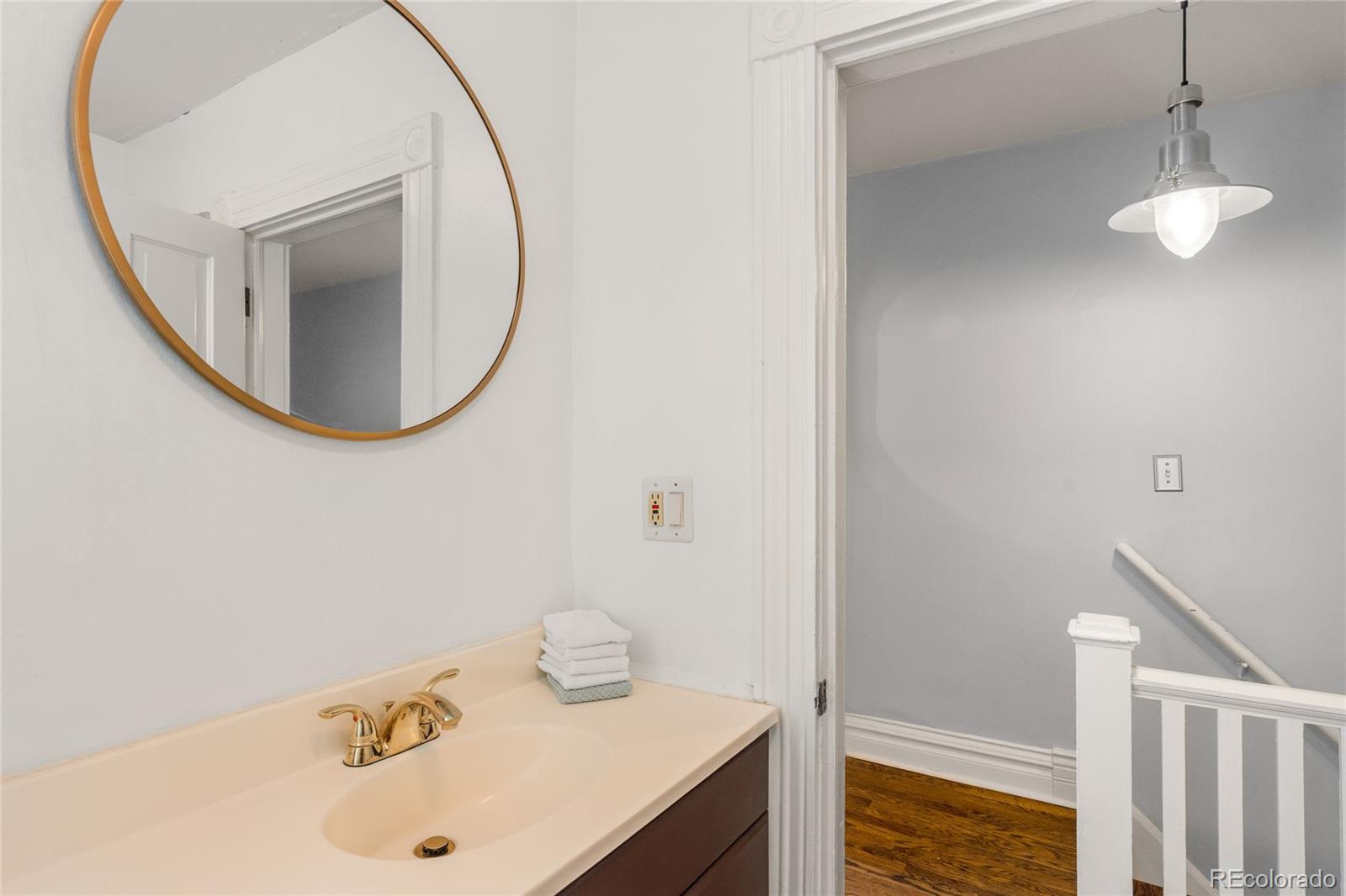 MLS Image #23 for 717  logan street,denver, Colorado