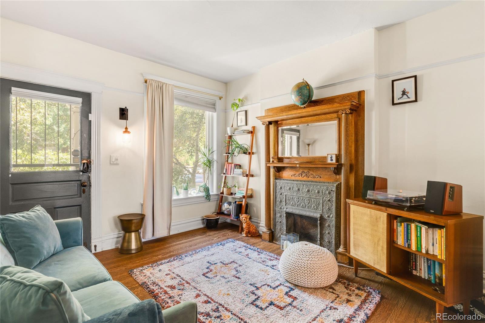 MLS Image #5 for 717  logan street,denver, Colorado