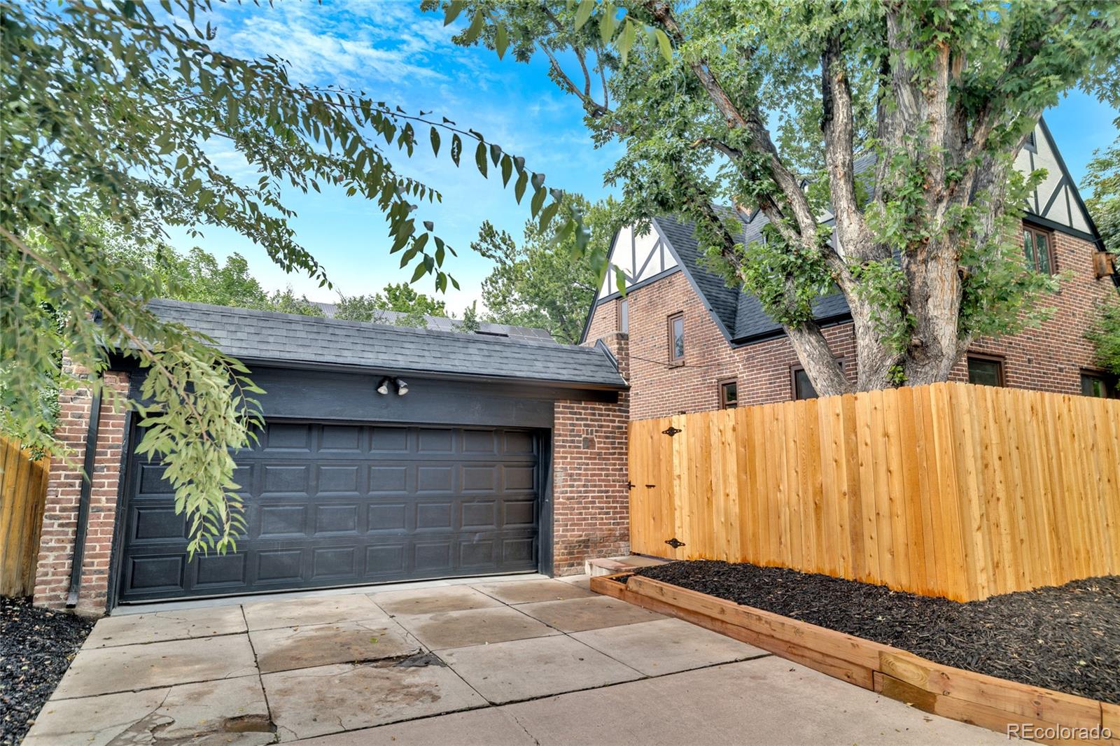 MLS Image #45 for 1725  forest street parkway,denver, Colorado