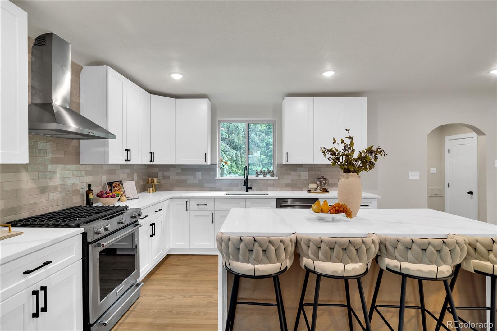 MLS Image #5 for 1725  forest street parkway,denver, Colorado