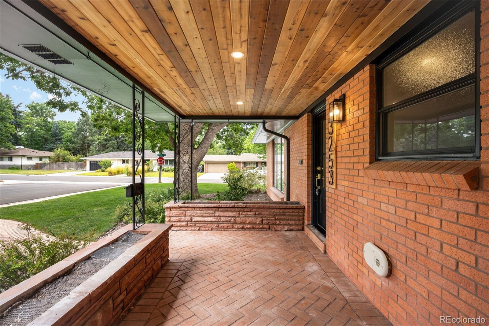 MLS Image #2 for 3253 s columbine street,denver, Colorado