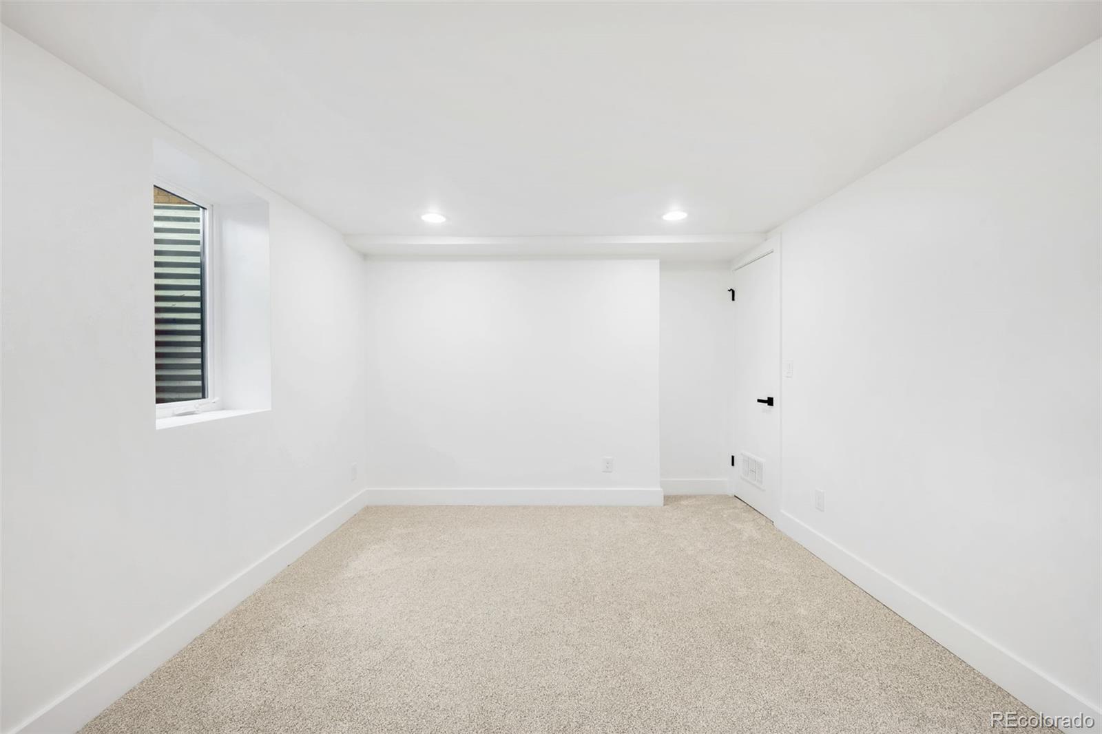 MLS Image #28 for 3253 s columbine street,denver, Colorado