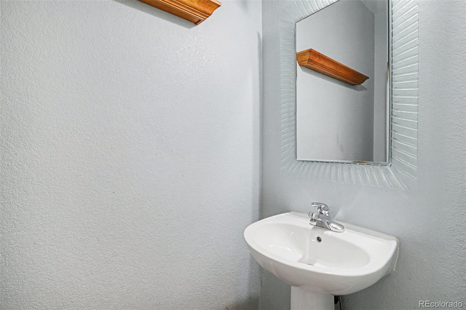 MLS Image #14 for 9976 e hawaii place ,denver, Colorado