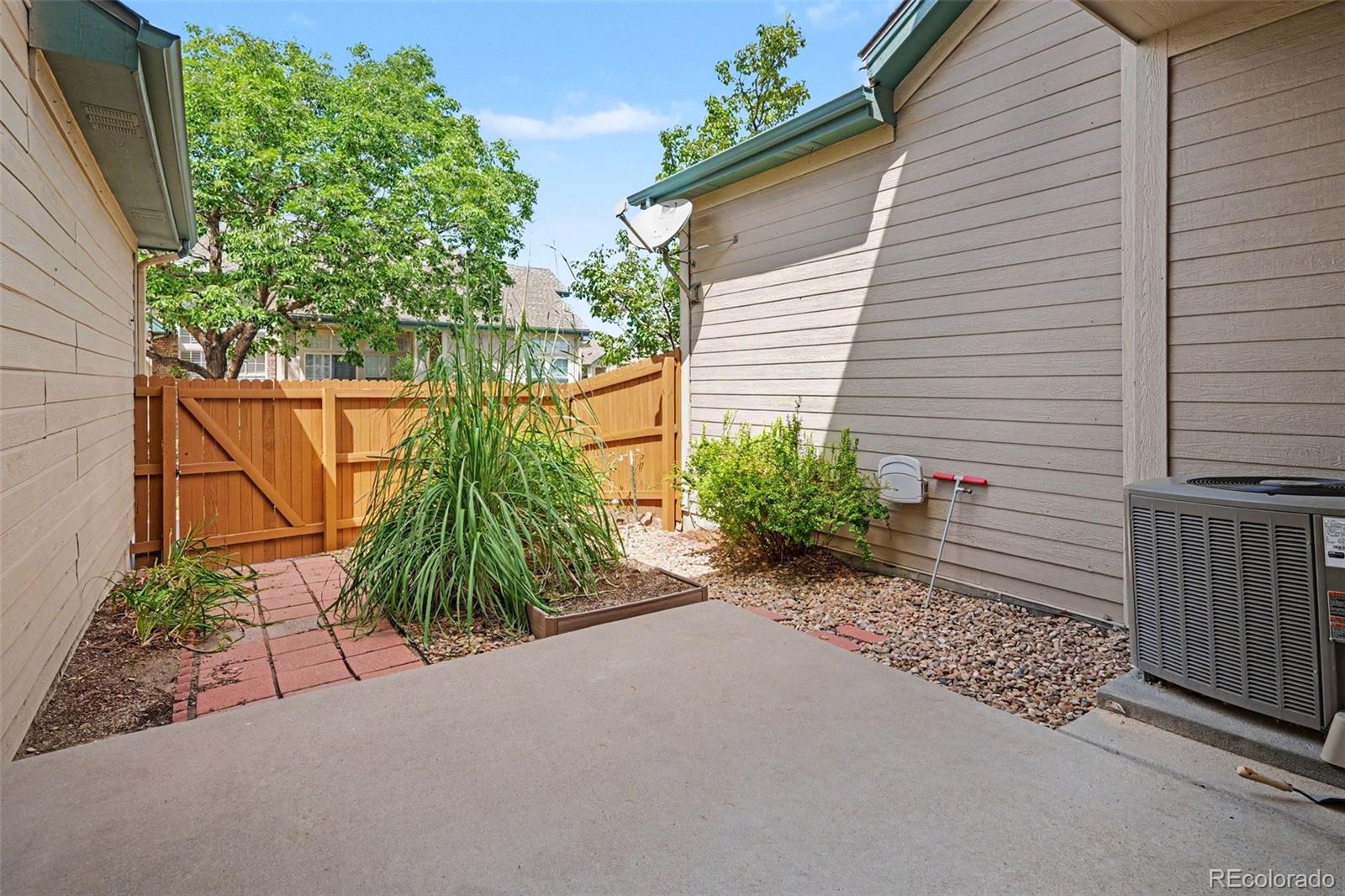 MLS Image #38 for 9976 e hawaii place ,denver, Colorado