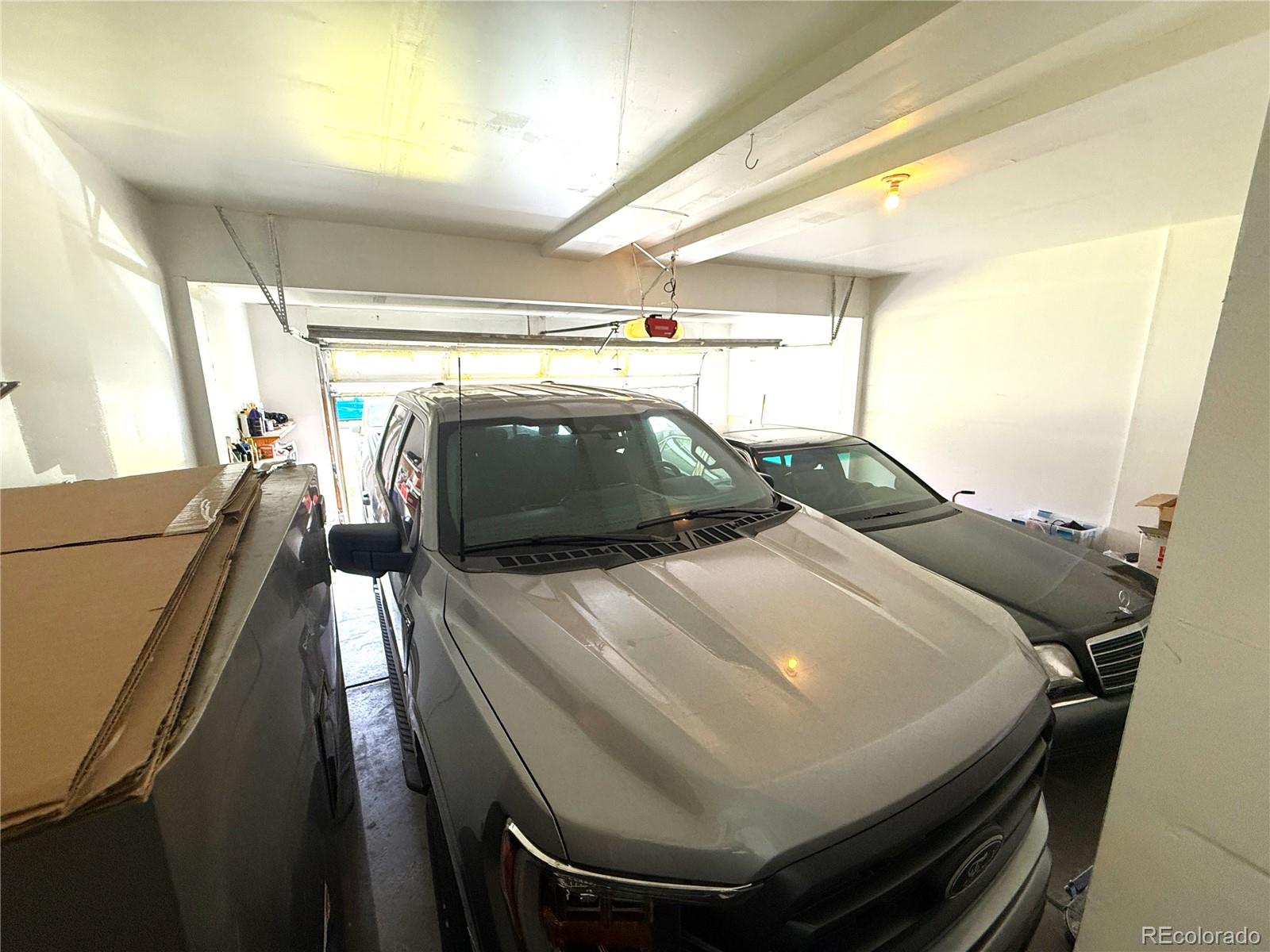 MLS Image #7 for 5543  helena court,denver, Colorado