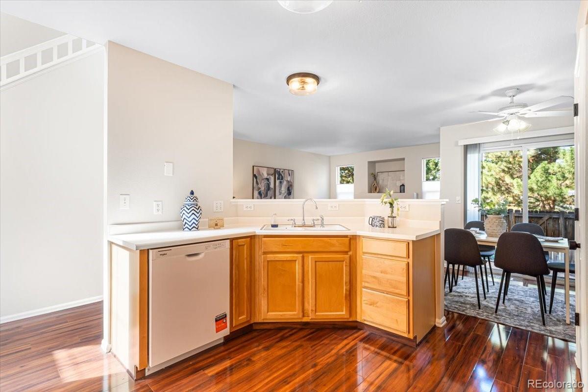 MLS Image #5 for 1127 s ventura circle,aurora, Colorado