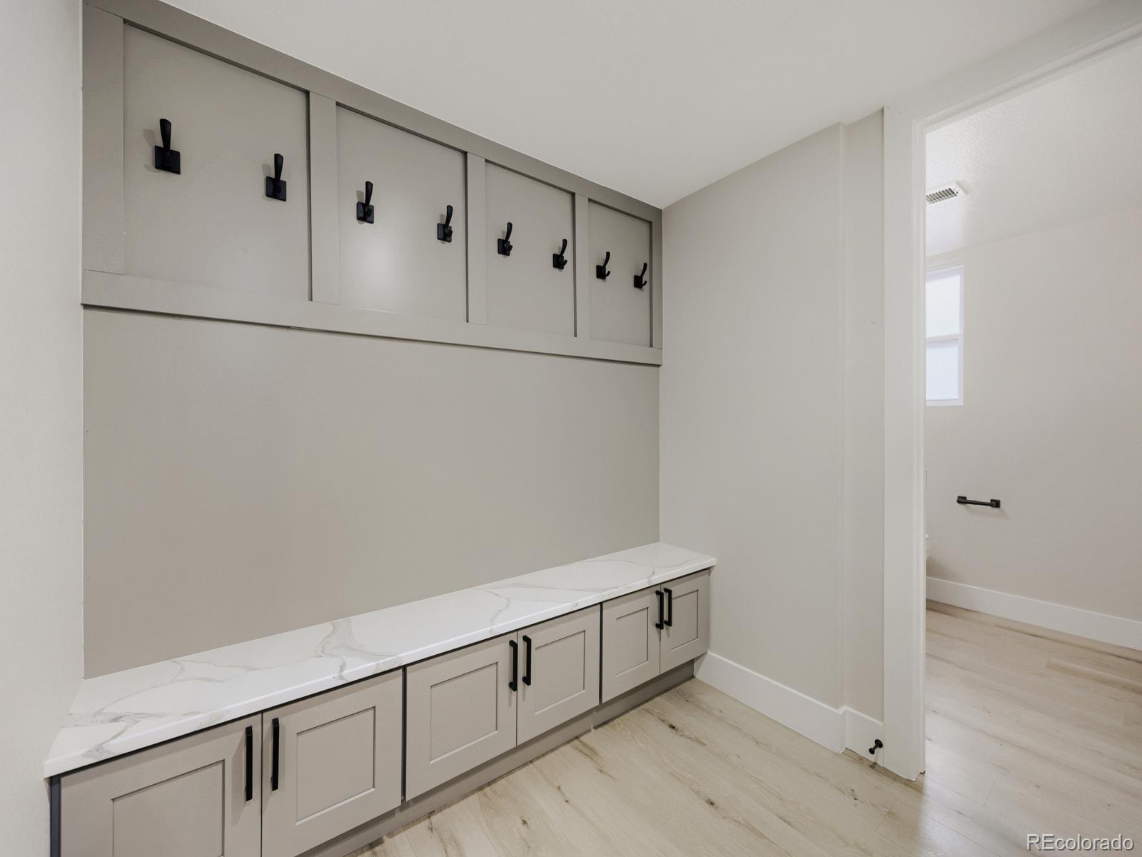 MLS Image #12 for 7555 s madison circle,littleton, Colorado