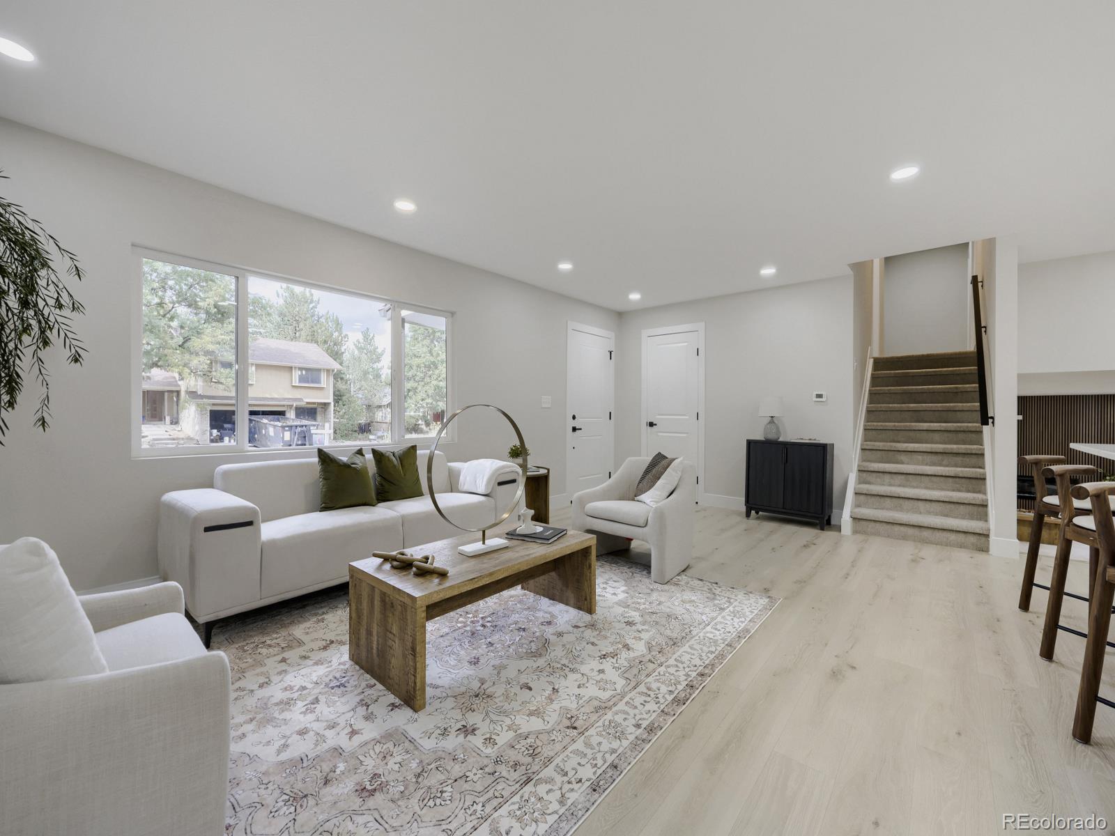 MLS Image #3 for 7555 s madison circle,littleton, Colorado