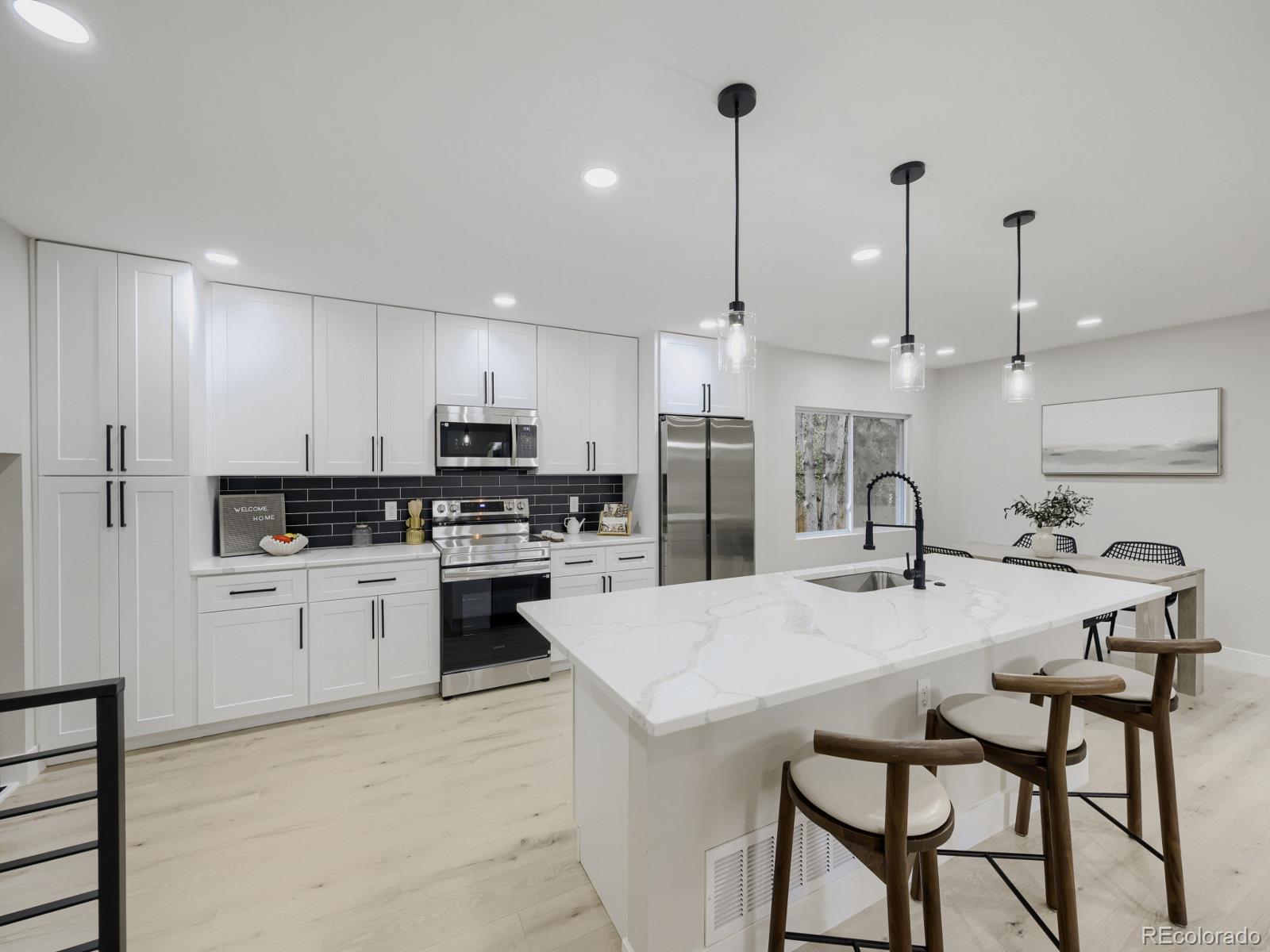 MLS Image #5 for 7555 s madison circle,littleton, Colorado