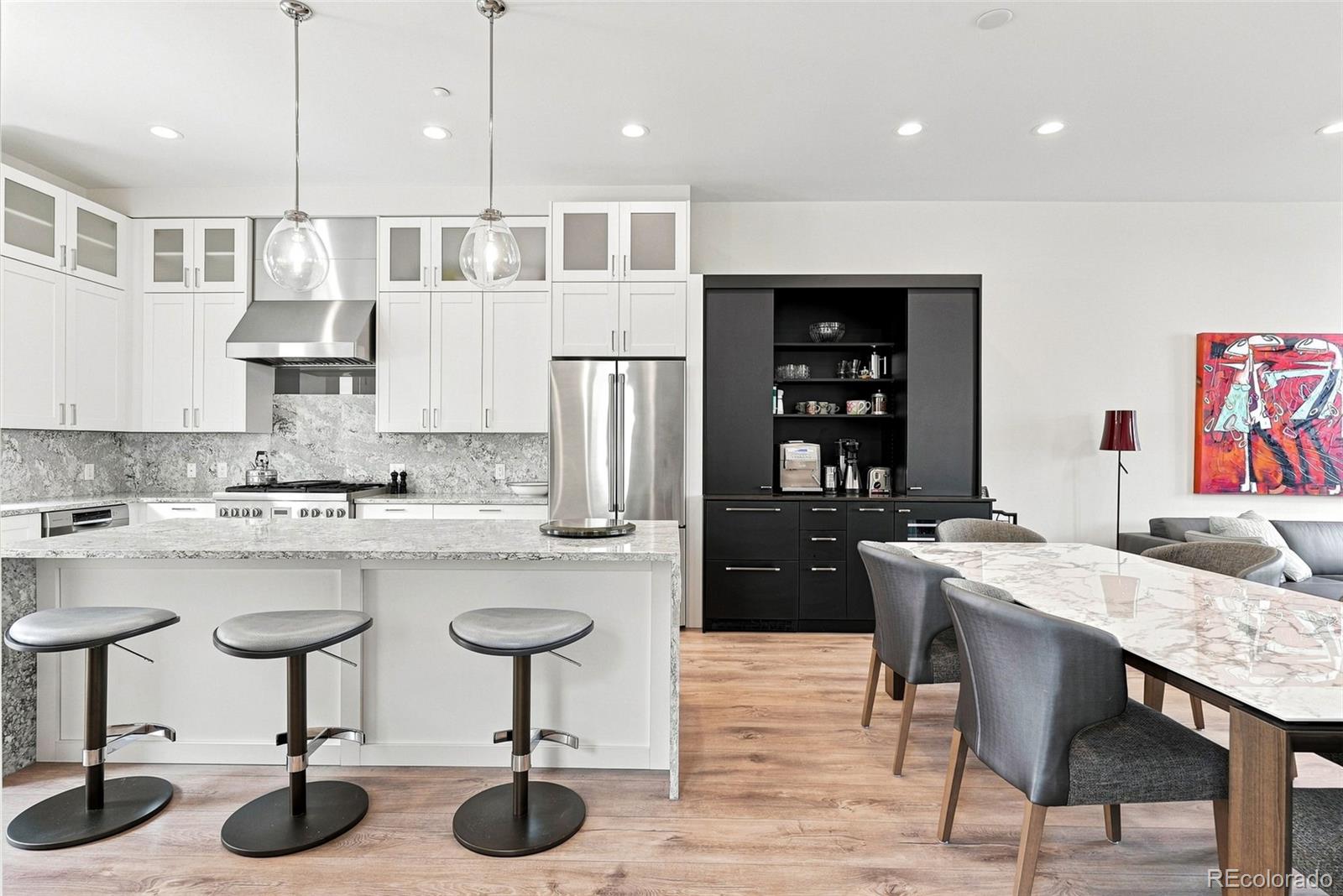 MLS Image #16 for 825  bellaire street,denver, Colorado