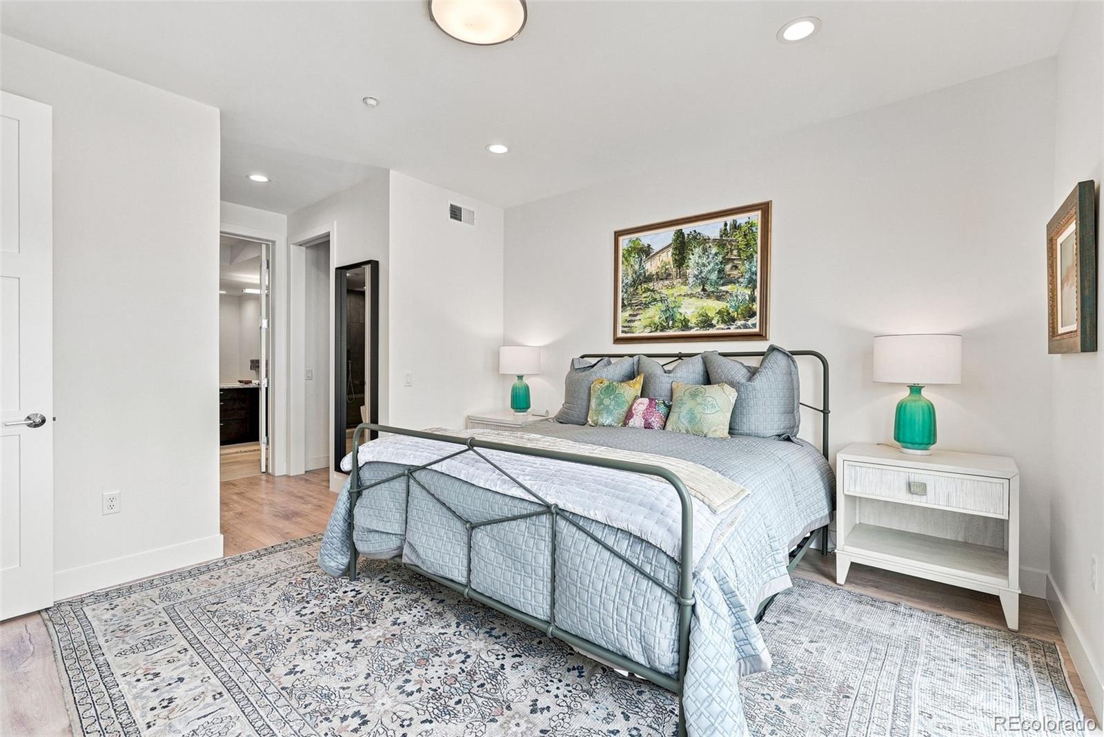 MLS Image #26 for 825  bellaire street,denver, Colorado