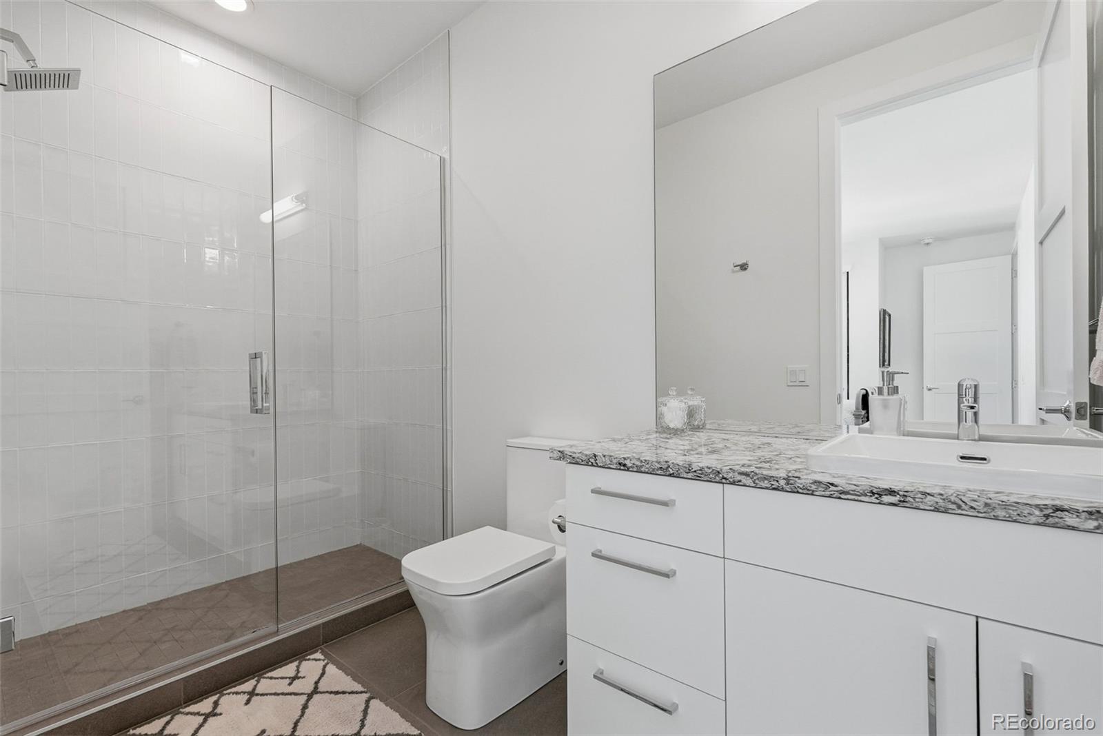 MLS Image #32 for 825  bellaire street,denver, Colorado
