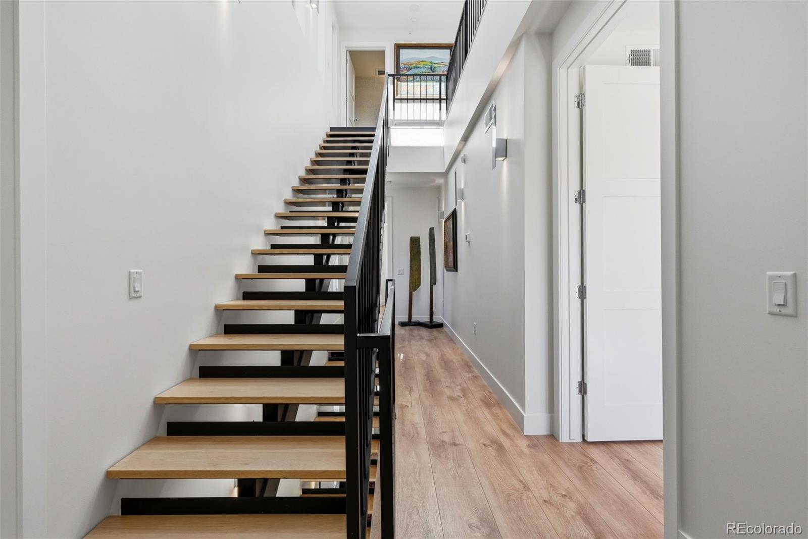 MLS Image #33 for 825  bellaire street,denver, Colorado