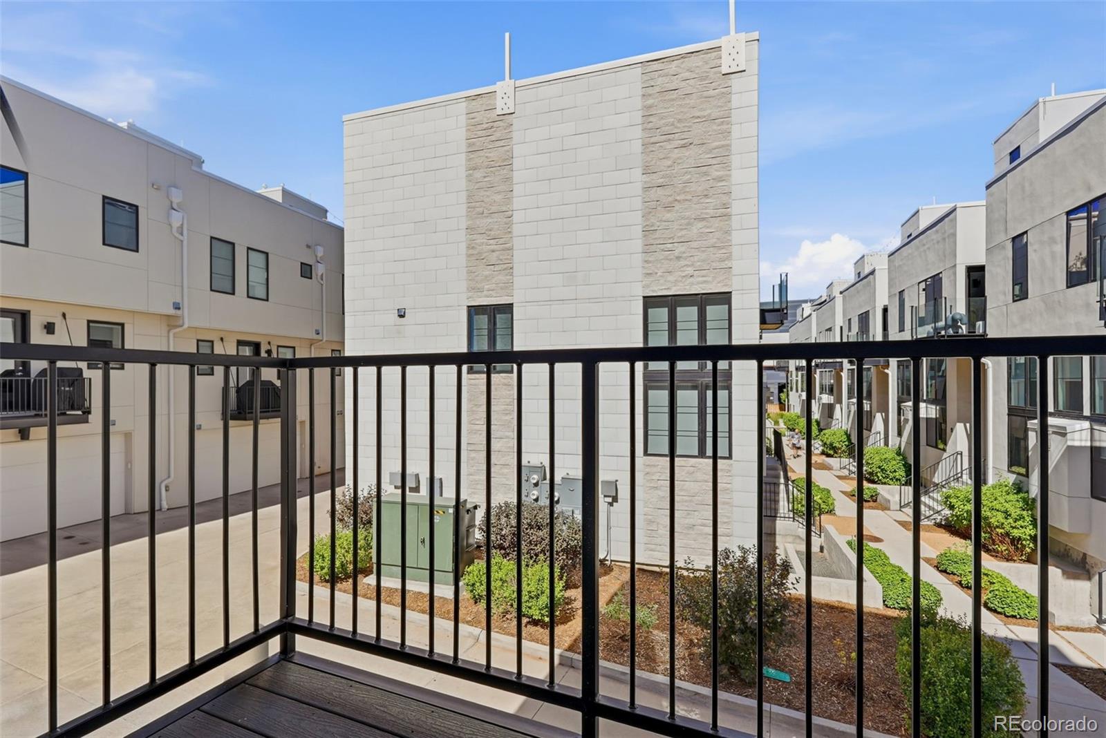 MLS Image #40 for 825  bellaire street,denver, Colorado