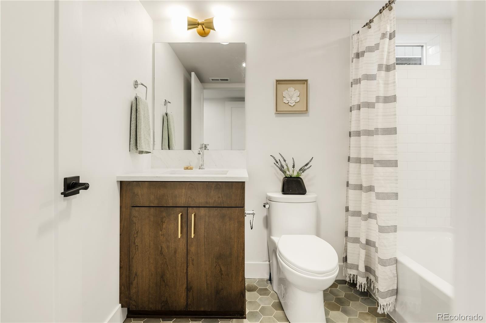 MLS Image #30 for 1619  yates street,denver, Colorado