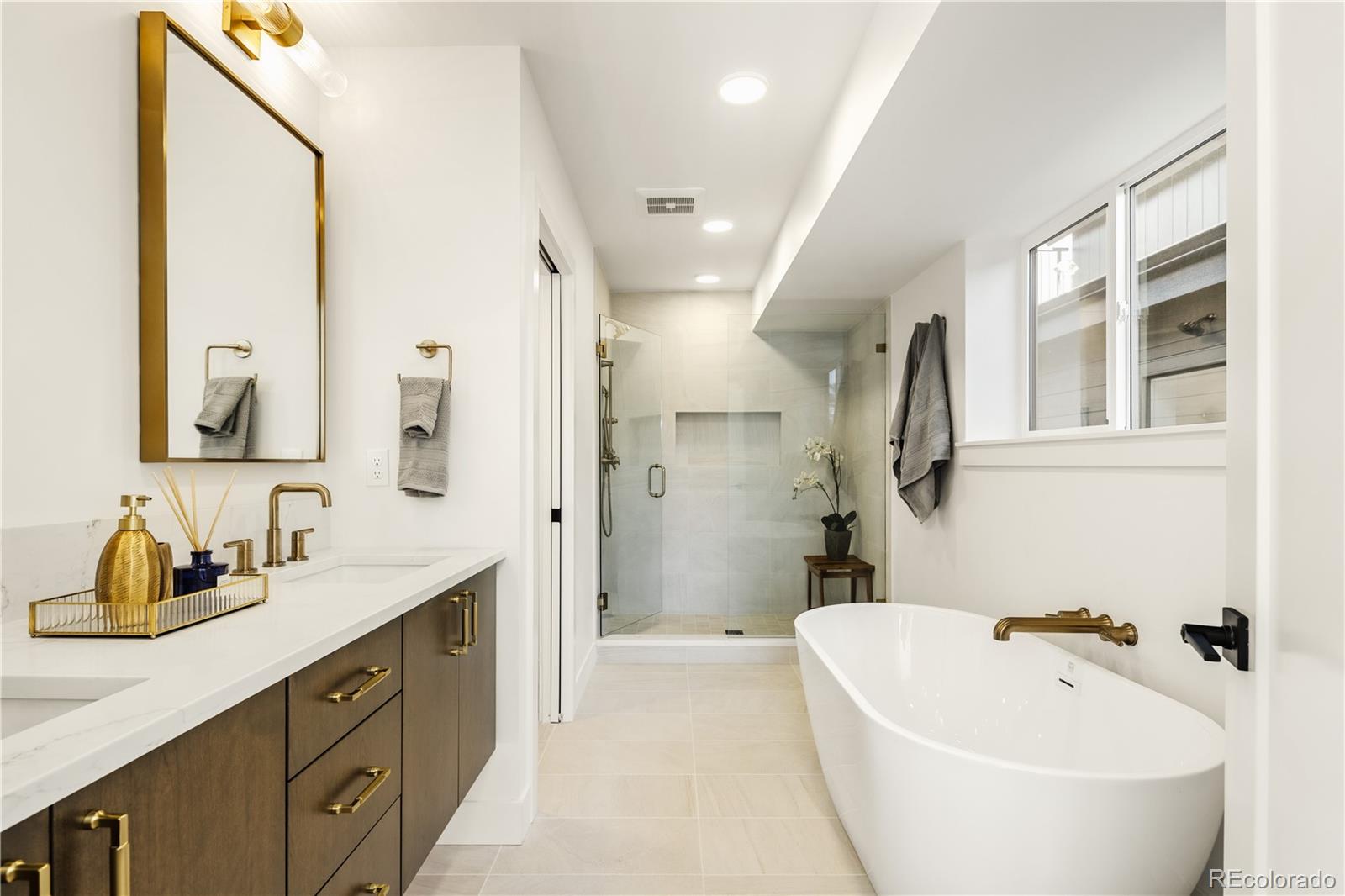 MLS Image #4 for 1619  yates street,denver, Colorado