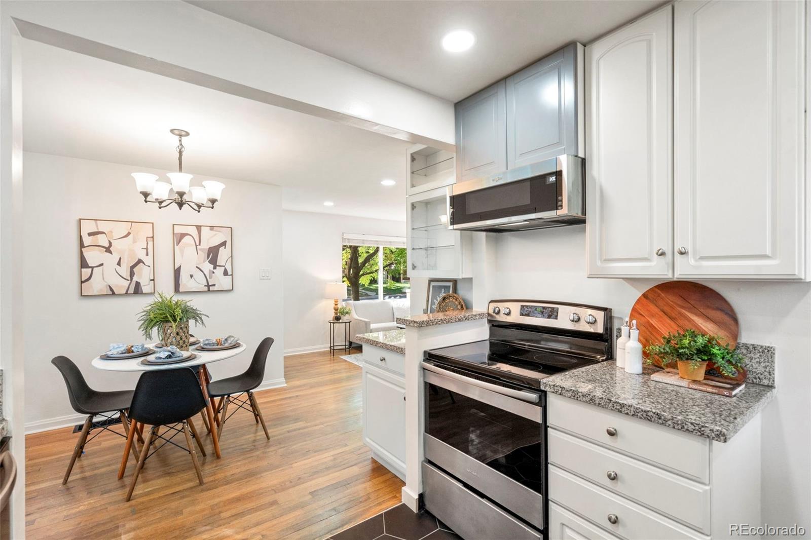 MLS Image #14 for 1644 s cook street,denver, Colorado