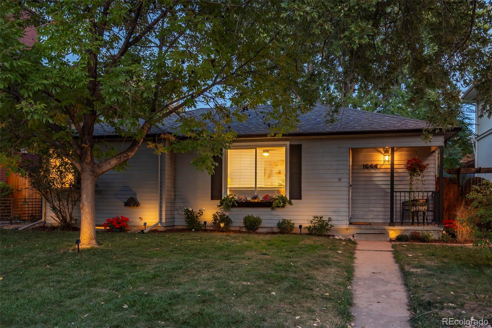 MLS Image #40 for 1644 s cook street,denver, Colorado