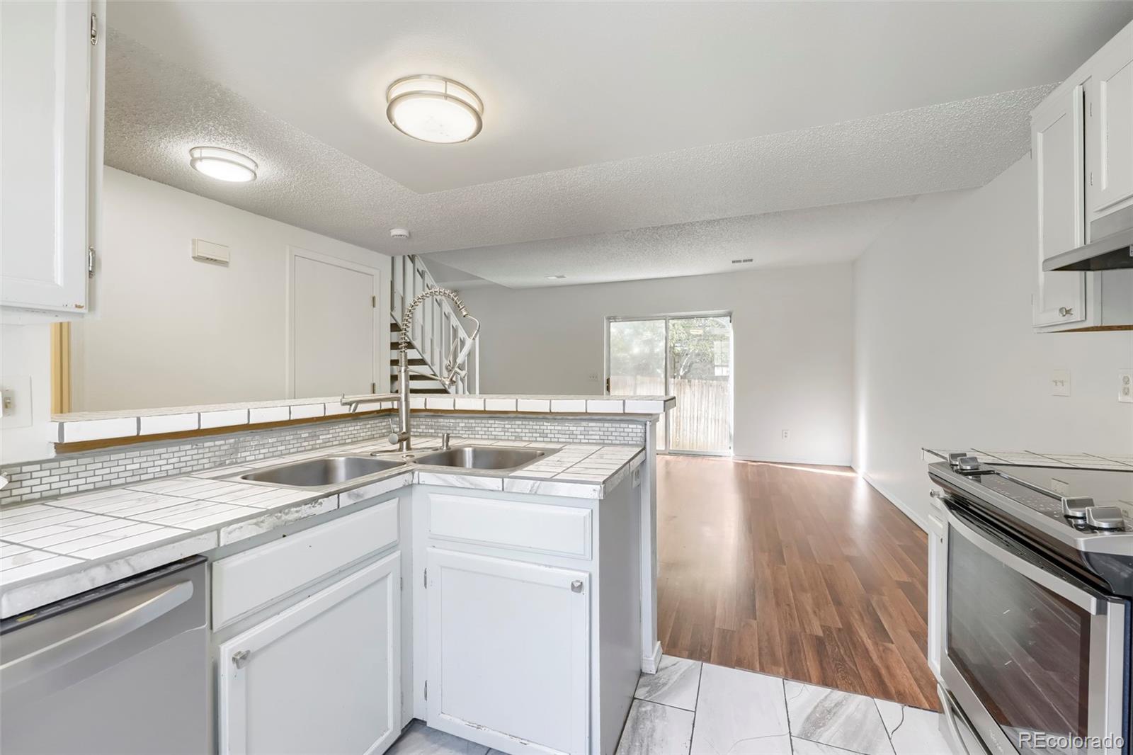 MLS Image #10 for 1543 s ouray circle,aurora, Colorado