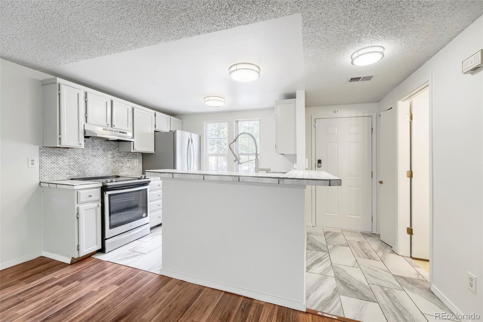 MLS Image #9 for 1543 s ouray circle,aurora, Colorado