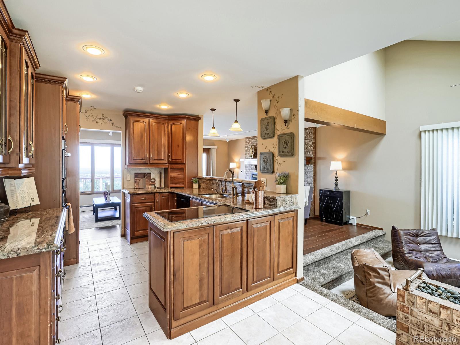 MLS Image #17 for 14071 w center drive,denver, Colorado