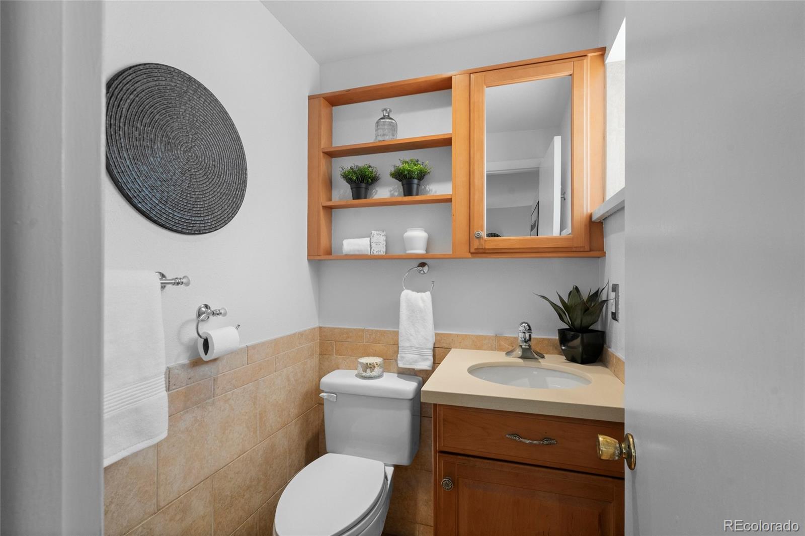 MLS Image #14 for 11005 w 65th avenue,arvada, Colorado