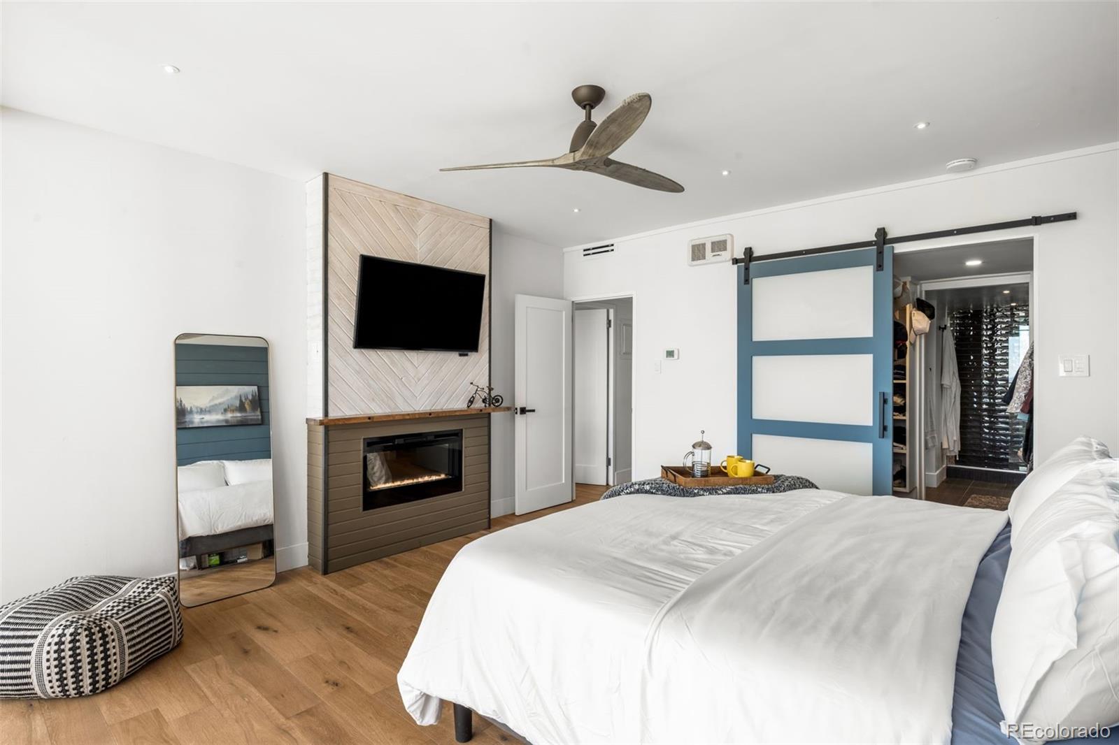 MLS Image #16 for 790 n washington street 1410,denver, Colorado