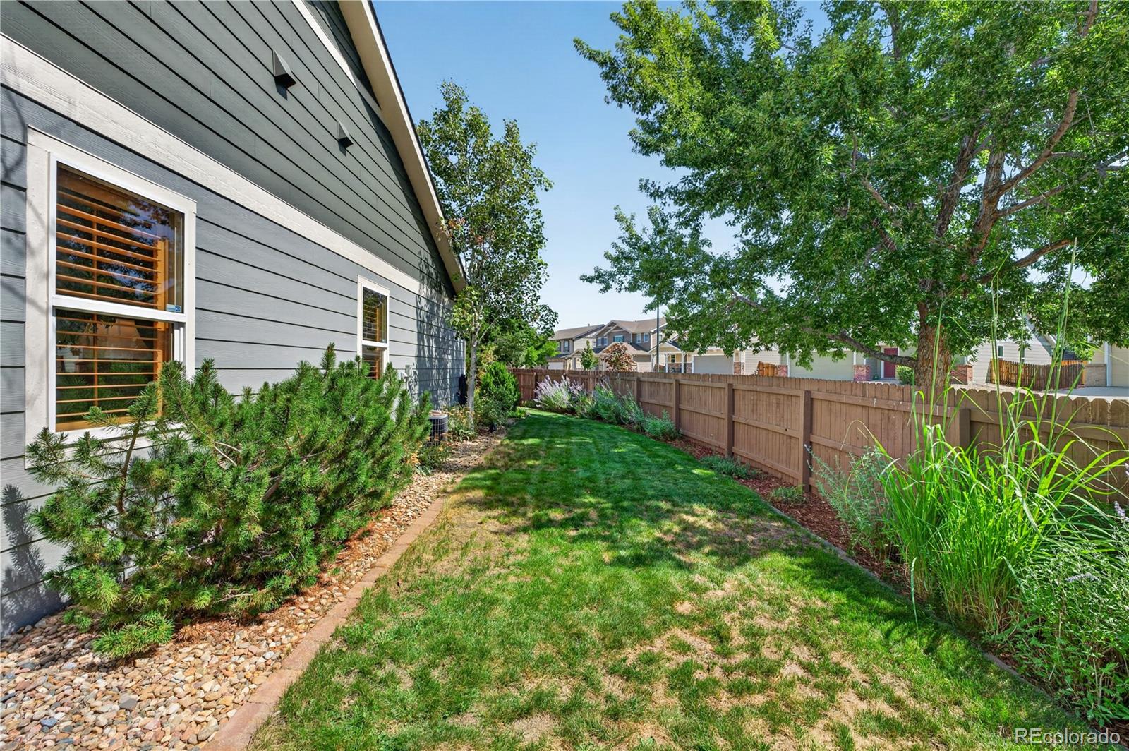 MLS Image #21 for 15895  robins drive,denver, Colorado