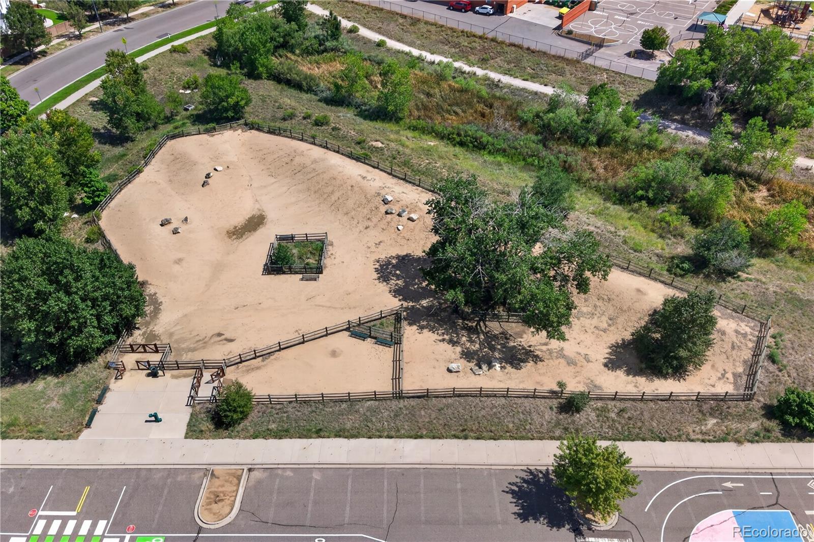 MLS Image #31 for 15895  robins drive,denver, Colorado