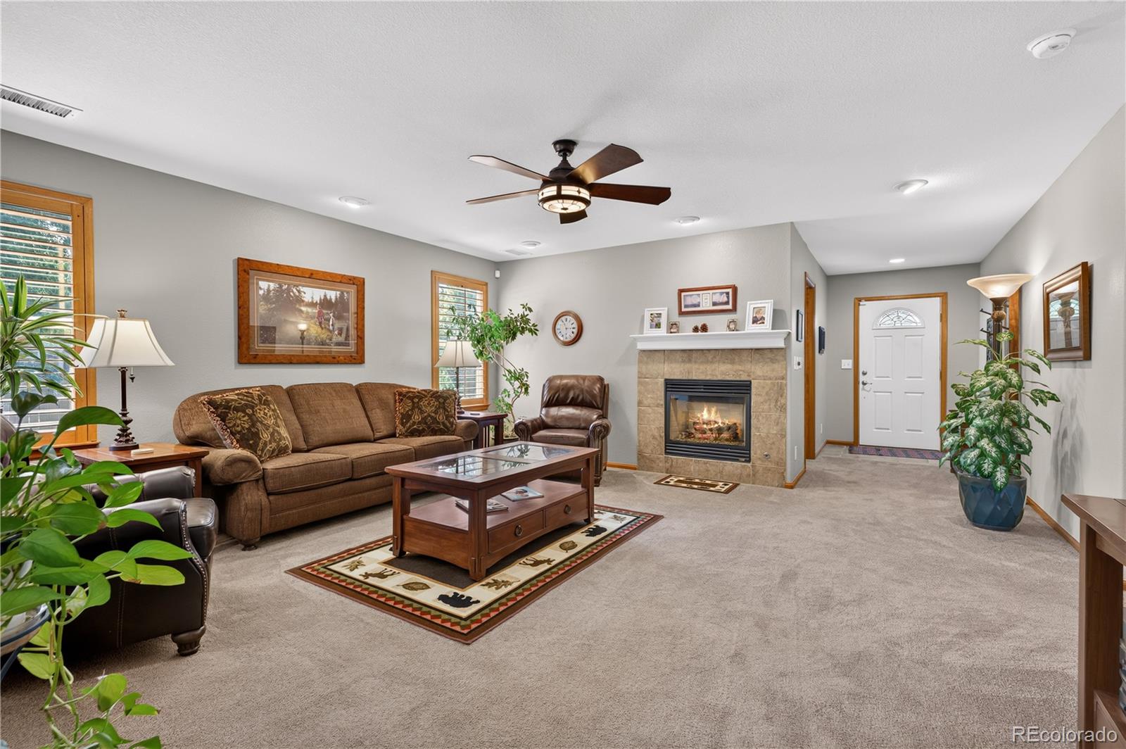 MLS Image #5 for 15895  robins drive,denver, Colorado