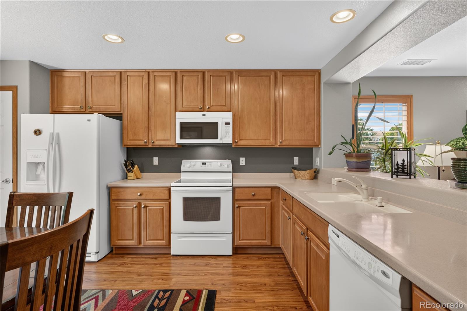 MLS Image #9 for 15895  robins drive,denver, Colorado