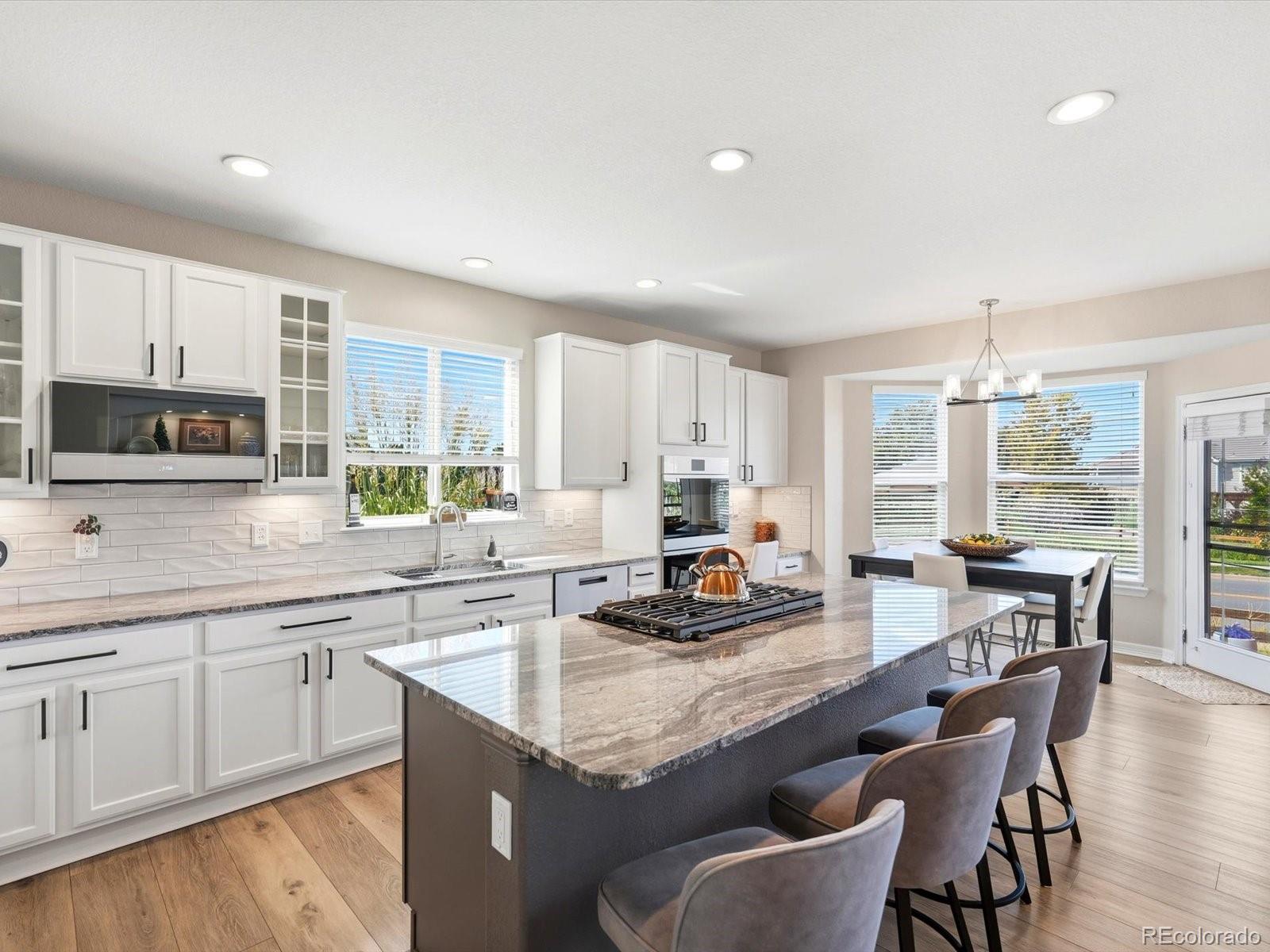 MLS Image #10 for 10619  ouray court,commerce city, Colorado