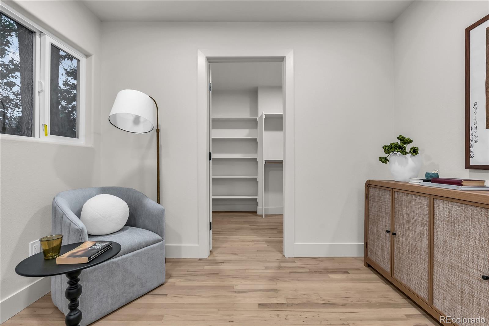 MLS Image #28 for 3091 s holly place,denver, Colorado