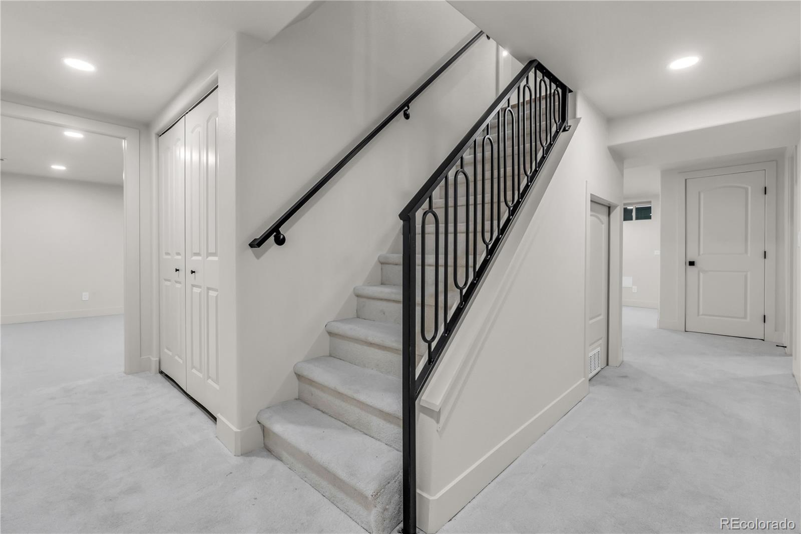 MLS Image #37 for 3091 s holly place,denver, Colorado