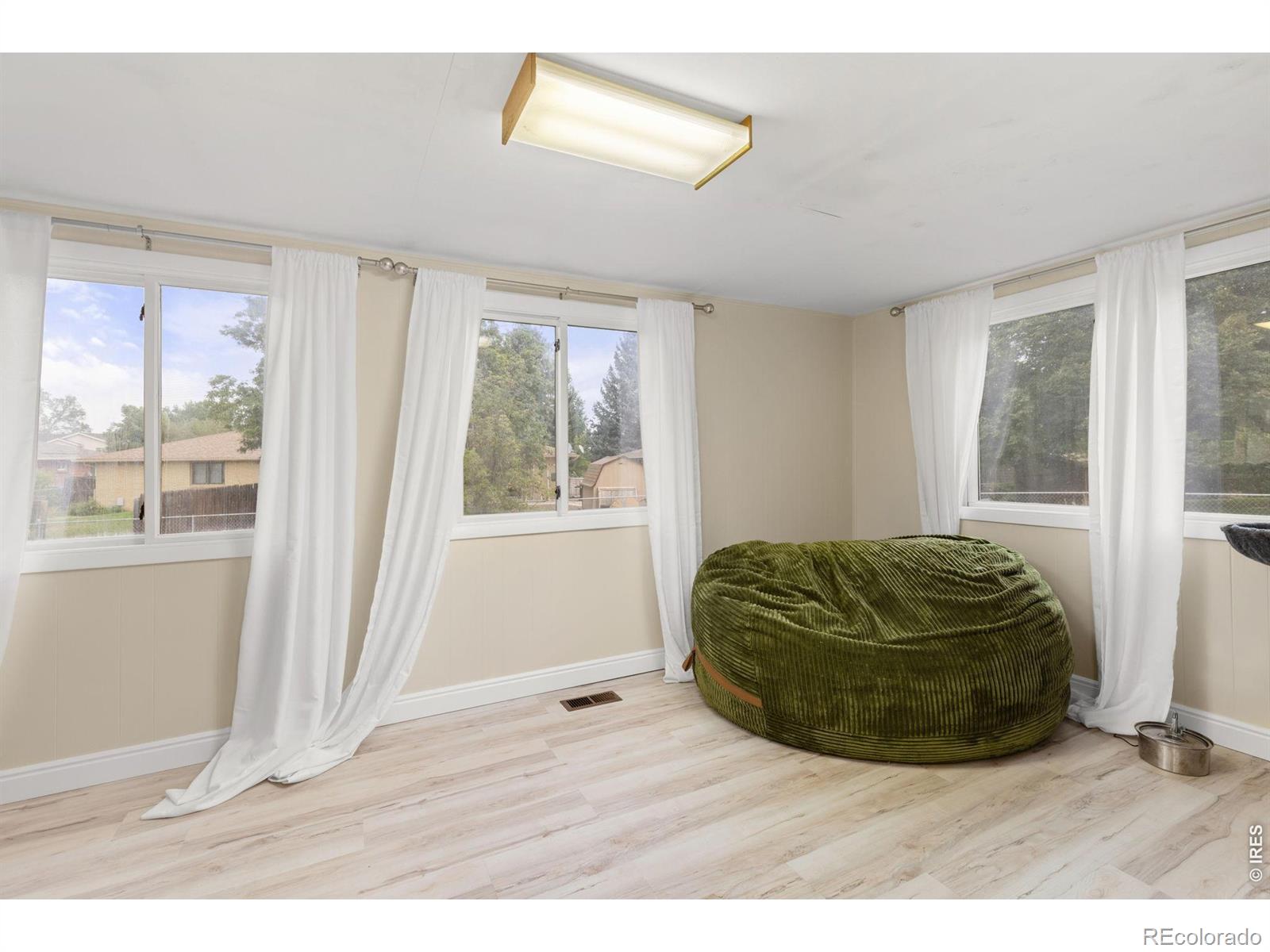 MLS Image #11 for 3750  sheridan avenue,loveland, Colorado